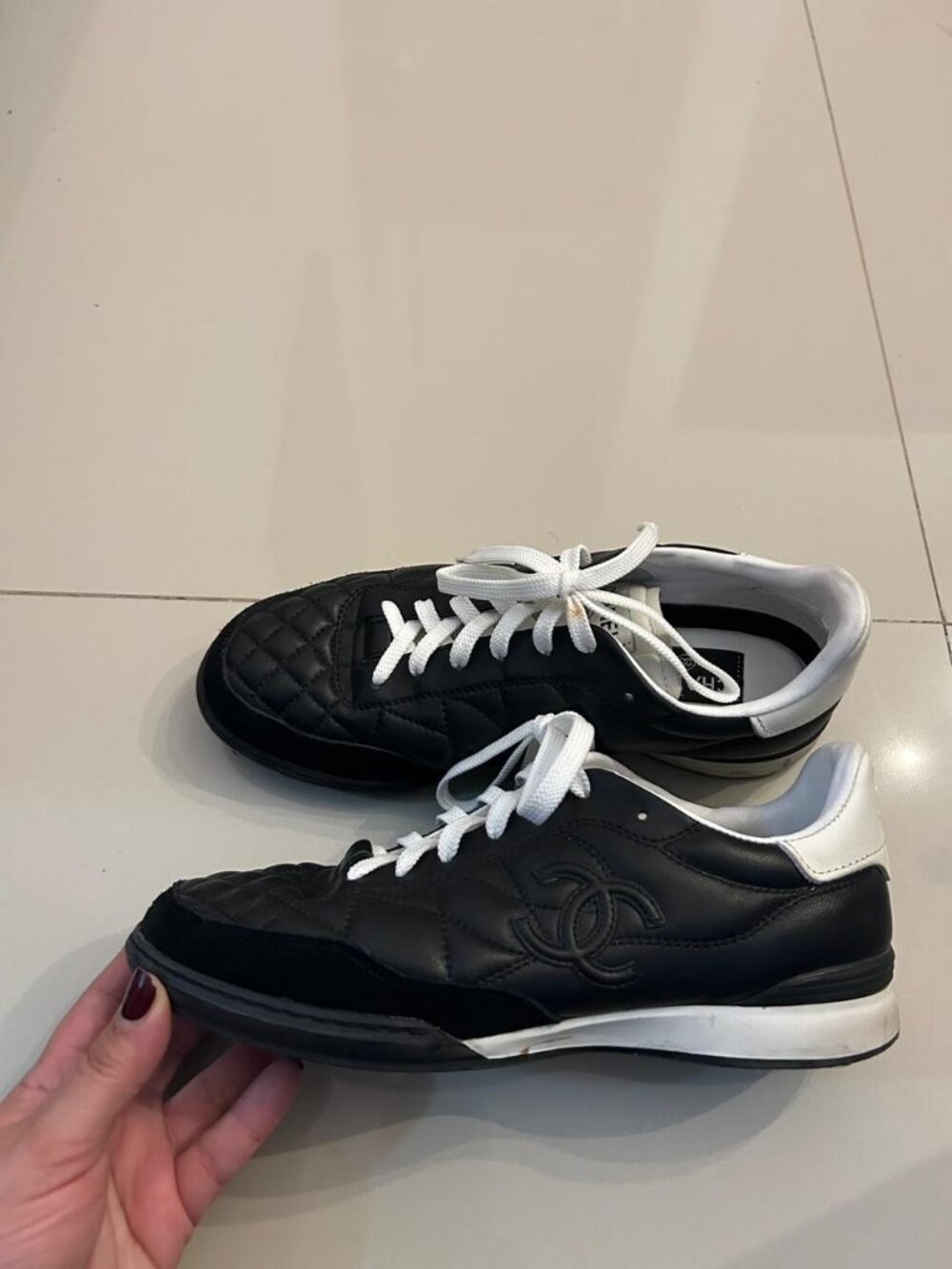 CHANEL SNEAKERS - Picture 2 of 9
